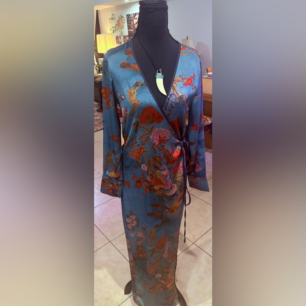 Zara Accessories silk Duster Wrap